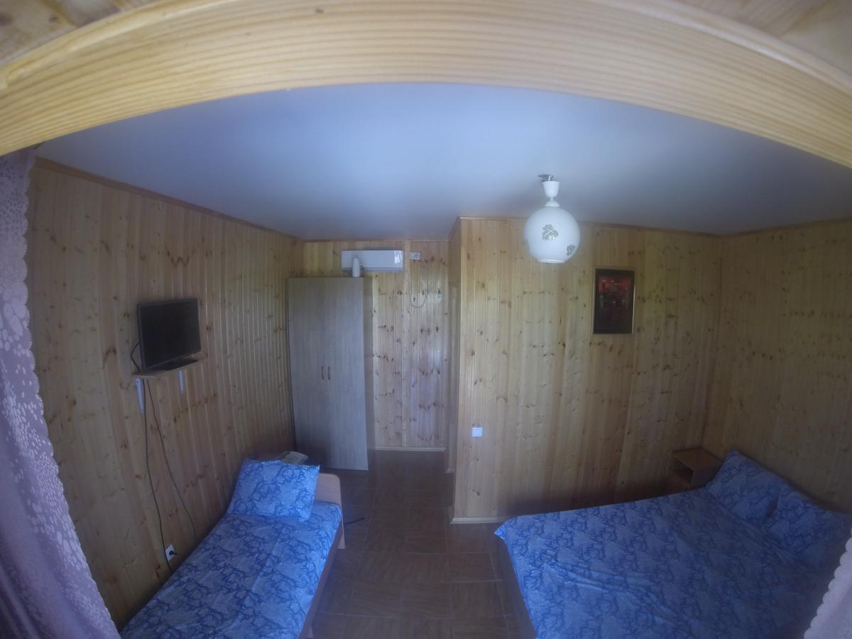 Guest House On Sayat-Nova 7A Alakhadzi Esterno foto